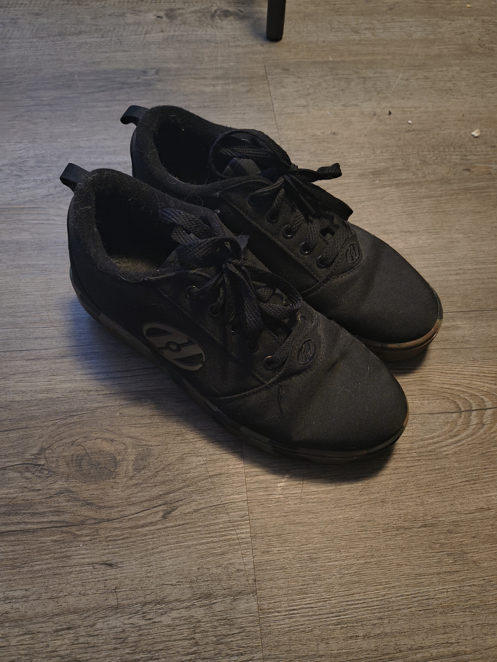 Black Heelys Camo Details Size 8
